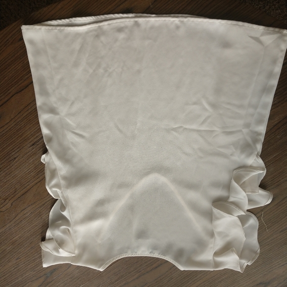 White top - Picture 4 of 7